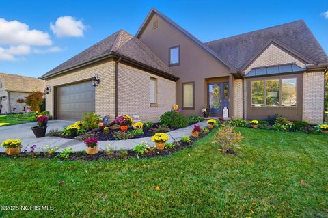 Tiny photo for 6661 Brick Yard Court, Maumee, OH 43537 (MLS # 10000418)