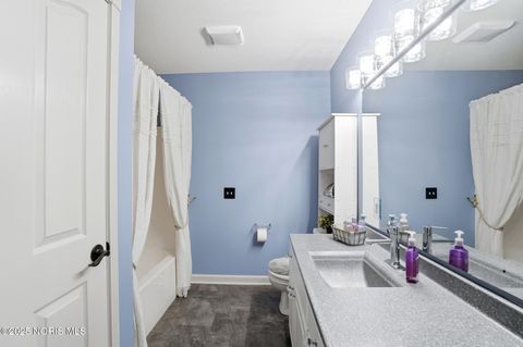 Tiny photo for 6661 Brick Yard Court, Maumee, OH 43537 (MLS # 10000418)
