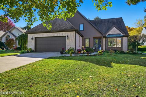 Tiny photo for 6661 Brick Yard Court, Maumee, OH 43537 (MLS # 10000418)