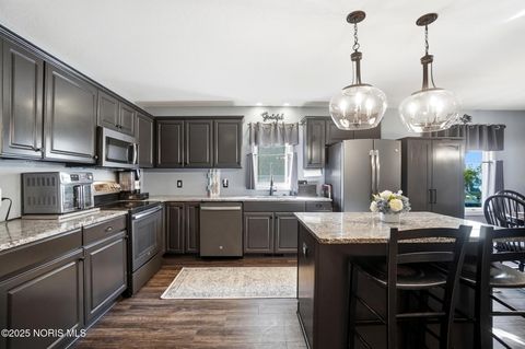 Tiny photo for 6661 Brick Yard Court, Maumee, OH 43537 (MLS # 10000418)