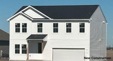 Photo of 920 Darter Drive, Bowling Green, OH 43402 (MLS # 10004536)