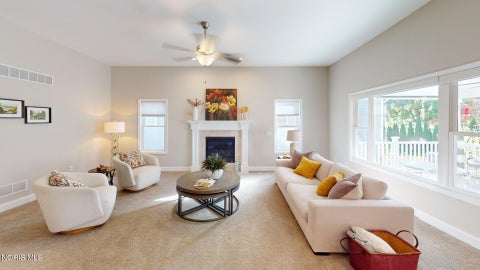 Tiny photo for 735 Meadowland Trail, Toledo, OH 43615 (MLS # 10014520)