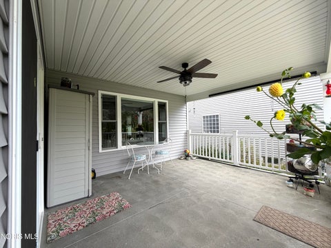 Tiny photo for 735 Meadowland Trail, Toledo, OH 43615 (MLS # 10014520)