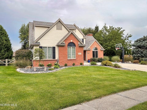 Tiny photo for 4235 Morning Dove Drive, Oregon, OH 43616 (MLS # 10014186)