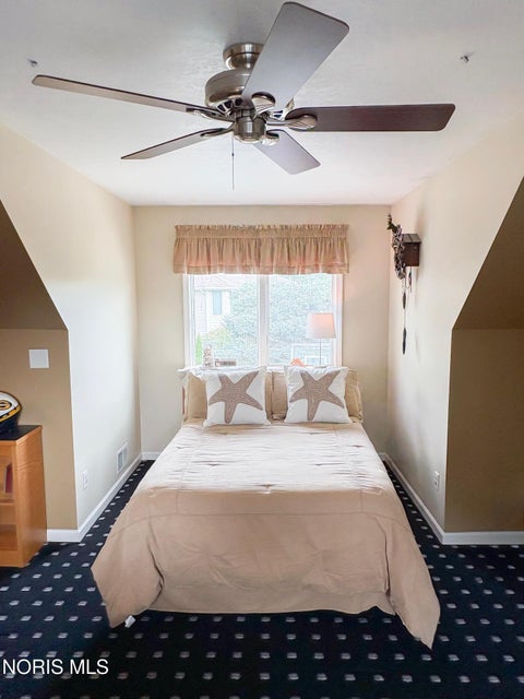 Tiny photo for 4235 Morning Dove Drive, Oregon, OH 43616 (MLS # 10014186)