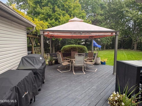 Tiny photo for 4235 Morning Dove Drive, Oregon, OH 43616 (MLS # 10014186)