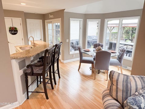 Tiny photo for 4235 Morning Dove Drive, Oregon, OH 43616 (MLS # 10014186)