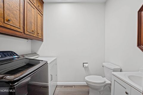 Tiny photo for 3665 Starr Avenue, Oregon, OH 43616 (MLS # 10009977)