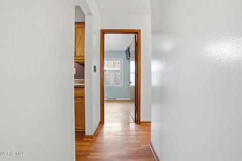 Tiny photo for 323 W Bigelow Avenue, Findlay, OH 45840 (MLS # 10004329)