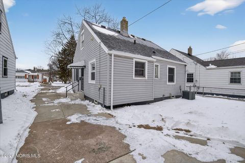 Tiny photo for 508 Ascot Avenue, Toledo, OH 43607 (MLS # 10004111)