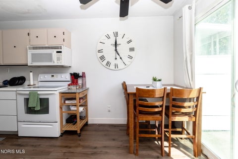Tiny photo for 3722 Lakepointe Drive, Northwood, OH 43619 (MLS # 10011653)