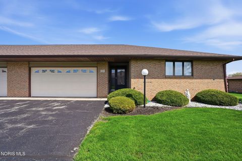 Photo of 1 Windstone Court, Findlay, OH 45840 (MLS # 10006490)