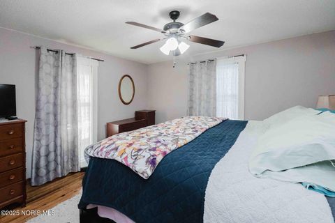 Tiny photo for 419 W Lincoln Street, Findlay, OH 45840 (MLS # 10001492)