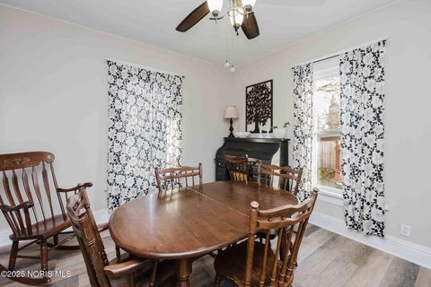 Tiny photo for 419 W Lincoln Street, Findlay, OH 45840 (MLS # 10001492)