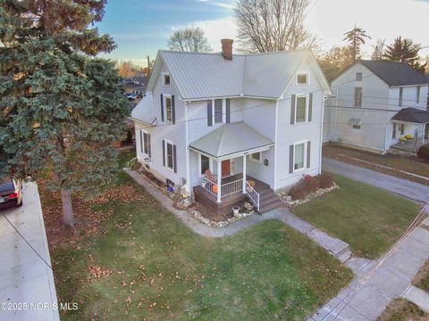 Tiny photo for 419 W Lincoln Street, Findlay, OH 45840 (MLS # 10001492)