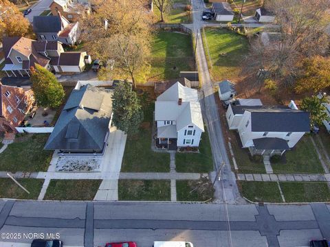 Tiny photo for 419 W Lincoln Street, Findlay, OH 45840 (MLS # 10001492)
