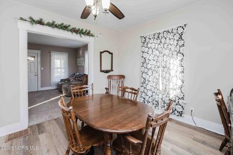 Tiny photo for 419 W Lincoln Street, Findlay, OH 45840 (MLS # 10001492)