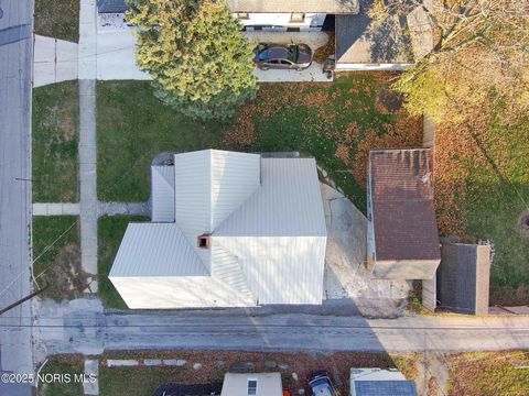 Tiny photo for 419 W Lincoln Street, Findlay, OH 45840 (MLS # 10001492)