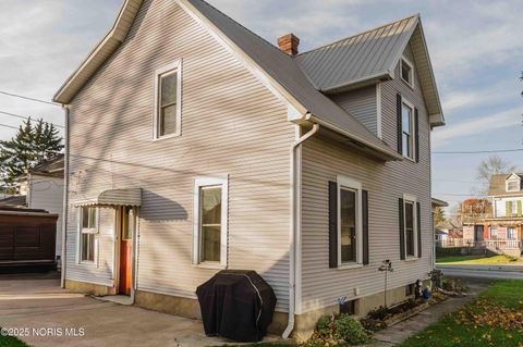 Tiny photo for 419 W Lincoln Street, Findlay, OH 45840 (MLS # 10001492)