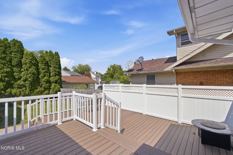 Tiny photo for 613 River Road, Maumee, OH 43537 (MLS # 10012718)
