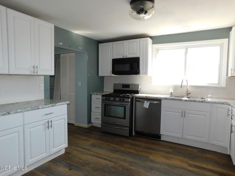 Tiny photo for 20175 Taylor Street, Weston, OH 43569 (MLS # 10005236)