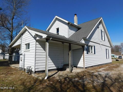 Tiny photo for 20175 Taylor Street, Weston, OH 43569 (MLS # 10005236)