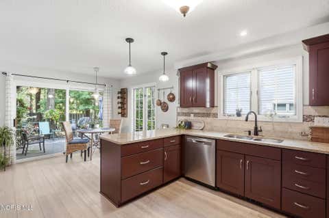 Tiny photo for 2901 Belle Glade Drive, Toledo, OH 43617 (MLS # 10012502)
