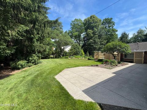 Tiny photo for 3244 Shakespeare Lane, Toledo, OH 43615 (MLS # 10008880)