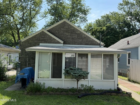 Tiny photo for 616 Bronx Drive, Toledo, OH 43609 (MLS # 10009538)