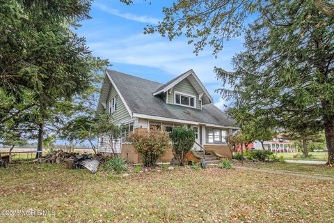 Photo of 1400 N Fulton Lucas Road, Swanton, OH 43558 (MLS # 10000447)