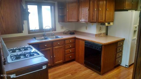 Tiny photo for 7164 W Sylvania Avenue, Sylvania, OH 43560 (MLS # 10008099)