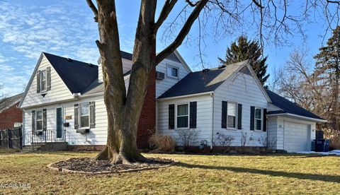 Tiny photo for 2240 Marengo Street, Toledo, OH 43614 (MLS # 10004167)
