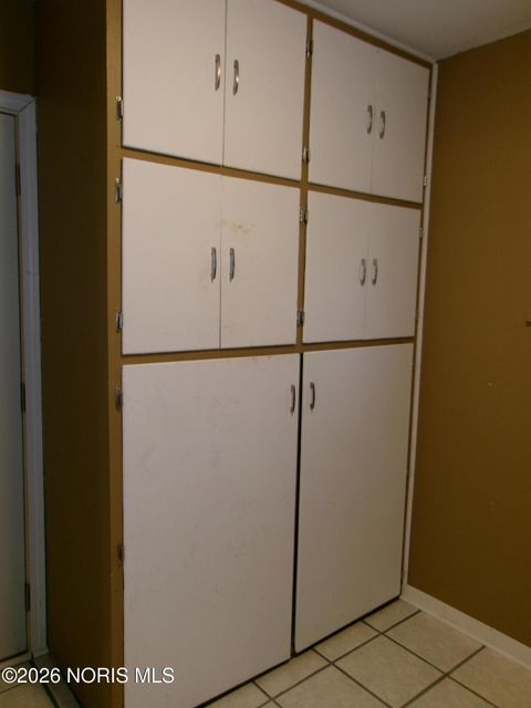 Tiny photo for 2144 Aberdeen Avenue, Toledo, OH 43614 (MLS # 10002777)