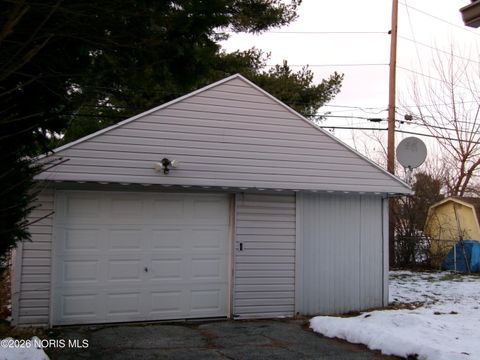 Tiny photo for 2144 Aberdeen Avenue, Toledo, OH 43614 (MLS # 10002777)