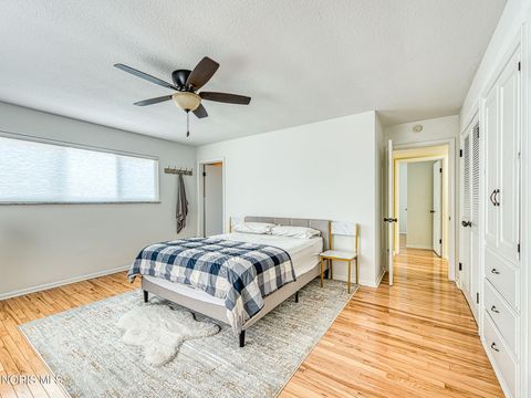 Tiny photo for 2130 Richards Road #Apt 1, Ottawa Hills, OH 43606 (MLS # 10005391)