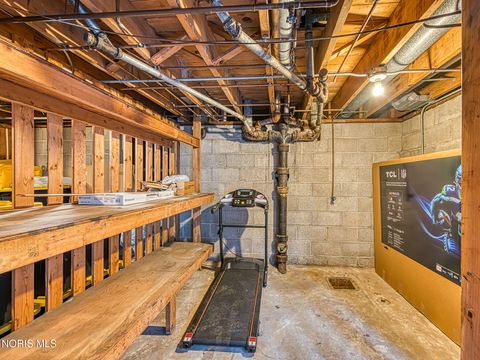 Tiny photo for 2130 Richards Road #Apt 1, Ottawa Hills, OH 43606 (MLS # 10005391)