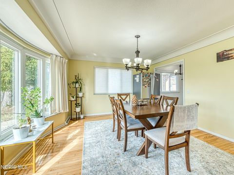 Tiny photo for 2130 Richards Road #Apt 1, Ottawa Hills, OH 43606 (MLS # 10005391)