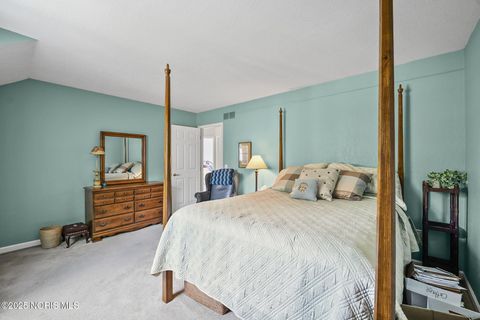 Tiny photo for 712 W Harrison Street, Maumee, OH 43537 (MLS # 10000443)