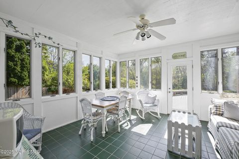 Tiny photo for 712 W Harrison Street, Maumee, OH 43537 (MLS # 10000443)