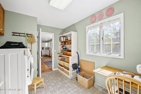 Tiny photo for 712 W Harrison Street, Maumee, OH 43537 (MLS # 10000443)