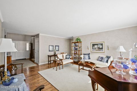 Tiny photo for 712 W Harrison Street, Maumee, OH 43537 (MLS # 10000443)