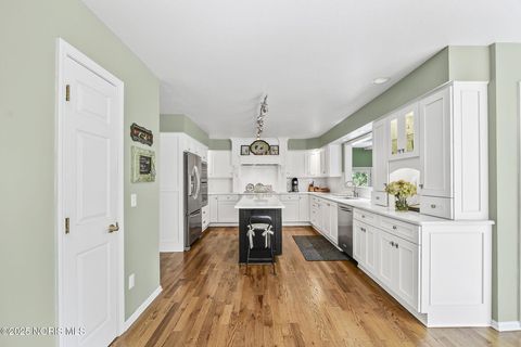 Tiny photo for 712 W Harrison Street, Maumee, OH 43537 (MLS # 10000443)