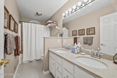 Tiny photo for 712 W Harrison Street, Maumee, OH 43537 (MLS # 10000443)