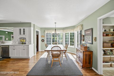 Tiny photo for 712 W Harrison Street, Maumee, OH 43537 (MLS # 10000443)