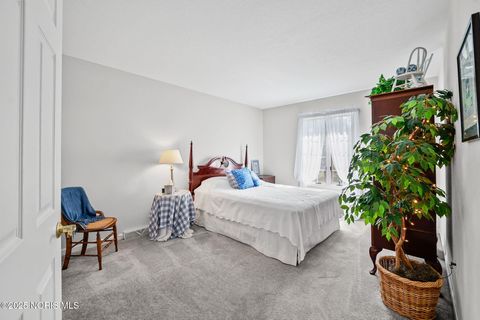 Tiny photo for 712 W Harrison Street, Maumee, OH 43537 (MLS # 10000443)