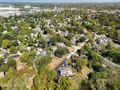 Tiny photo for 712 W Harrison Street, Maumee, OH 43537 (MLS # 10000443)