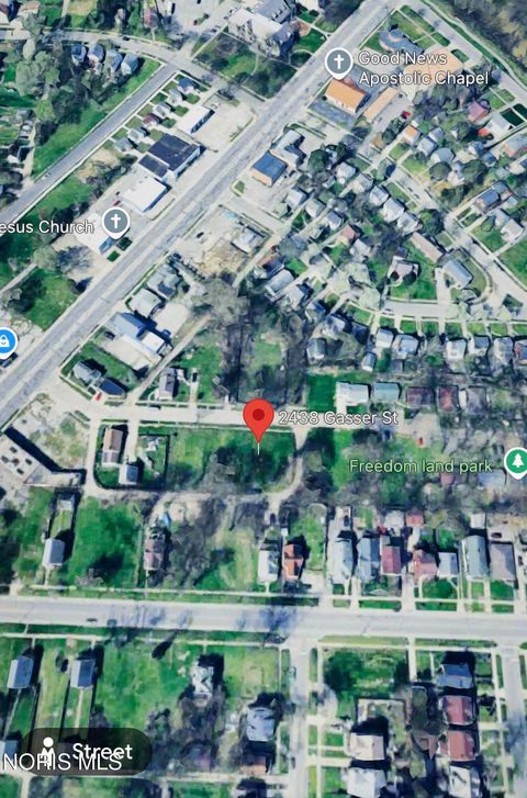 Tiny photo for 2438 Gasser Street, Toledo, OH 43606 (MLS # 10006997)