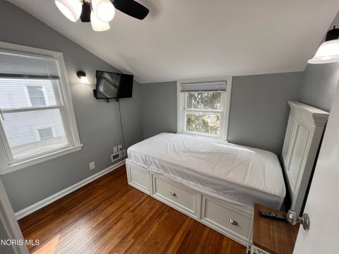 Tiny photo for 2026 Kensington Road, Toledo, OH 43607 (MLS # 10005169)