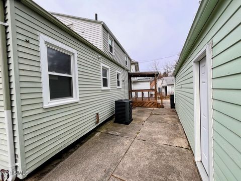 Tiny photo for 2026 Kensington Road, Toledo, OH 43607 (MLS # 10005169)