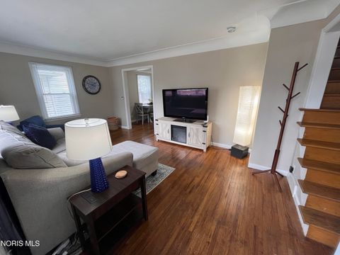 Tiny photo for 2026 Kensington Road, Toledo, OH 43607 (MLS # 10005169)